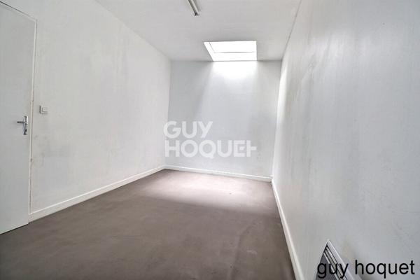 Local commercial Bernay