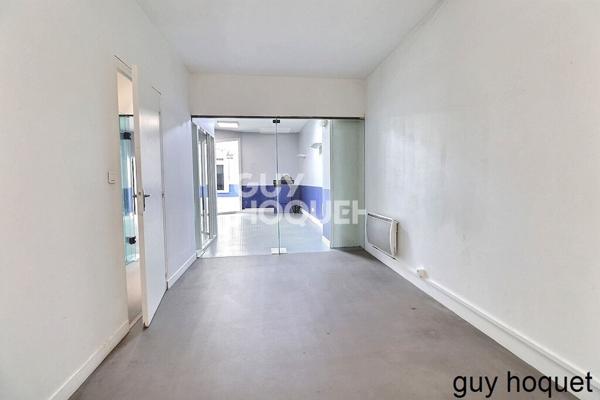 Local commercial Bernay