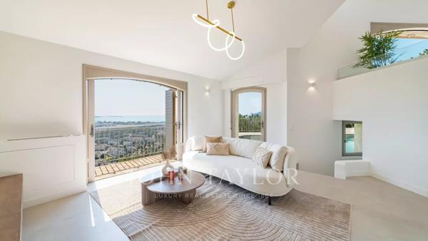 Belle propriété rénovée vue mer panoramique