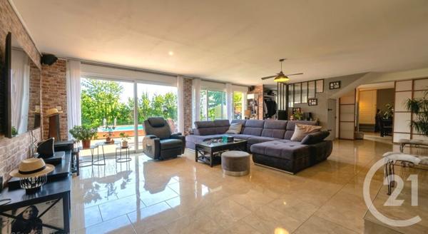 Maison à vendre  9 pièces - 265 m2 BOISSY L AILLERIE - 95