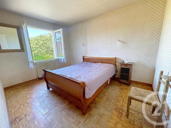 Maison à vendre  4 pièces - 80 m 2   LANVALLAY  - 22