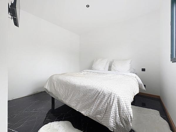 Maison, plain-pied, 3 chambres, jardin, garage, rénovée, bus, C9, écoles, commerces