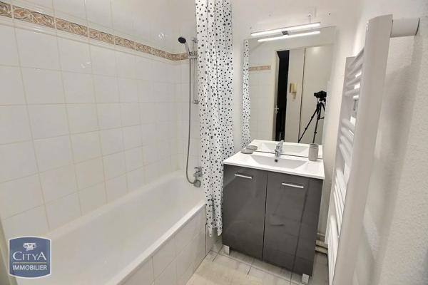 Appartement à louer 2 pièces 31.23m² Eysines (33320)