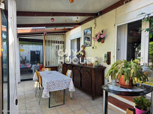 A VENDRE VIAGER OCCUPE - CANOHES maison 2 faces, 4 pièces avec garage et jardin