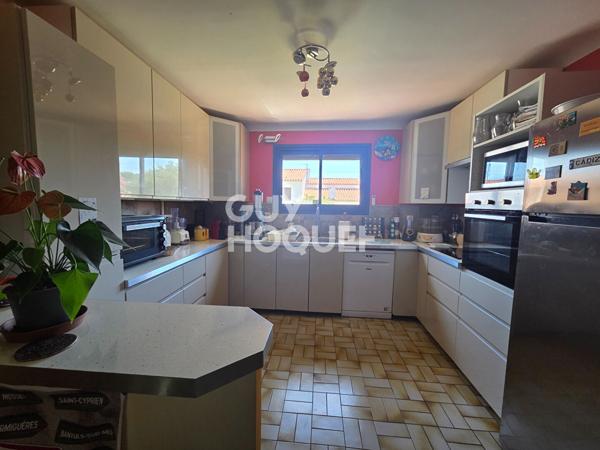 A VENDRE VIAGER OCCUPE - CANOHES maison 2 faces, 4 pièces avec garage et jardin