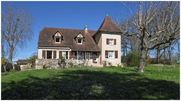 Maison quercynoise avec dépendances et terrain – Payrac (46)