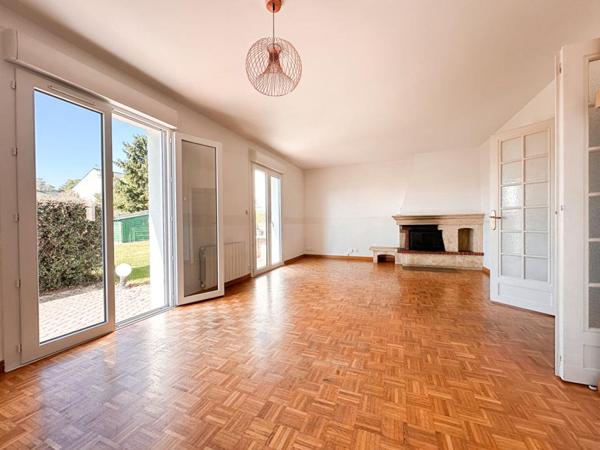 Maison Saint Etienne De Montluc - BOURG - 4 chambres