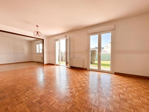 Maison Saint Etienne De Montluc - BOURG - 4 chambres