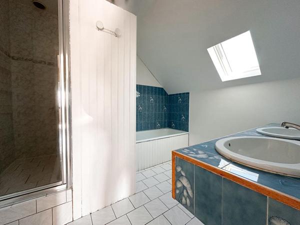 Maison Saint Etienne De Montluc - BOURG - 4 chambres