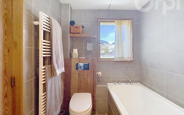 Appartement à vendre    4 pièces • 86 m2 Megève