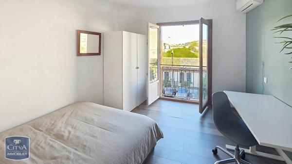Appartement à vendre 4 pièces 88m² Toulon (83200)