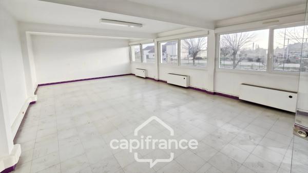 A vendre CHALON SUR SAONE, Local/bureau de 2009 m² sur terrain de 4971 m²