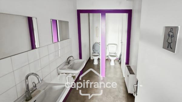 A vendre CHALON SUR SAONE, Local/bureau de 2009 m² sur terrain de 4971 m²