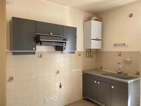 Appartement à rénover à vendre à Paray-le-Monial en Saône-et-Loire (71600), ref : A-P-CA   
SUD