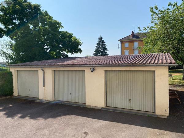 Appartement à rénover à vendre à Paray-le-Monial en Saône-et-Loire (71600), ref : A-P-CA   
SUD