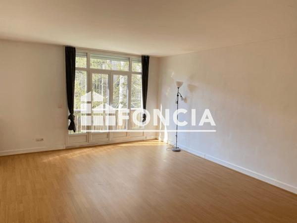 Location Appartement 2 pièces 59.93 m² - RUE MALHERBE,PLACE SAINT ETIENNE Beauvais 60000
