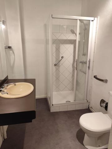 Bagnères-de-Luchon (31110) Appartement T2, 61 m² avec terrasse centre de Bagnères de Luchon