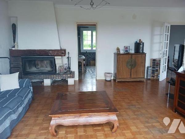 A VENDRE sur la commune de SAINT MARTIN SUR ARMANCON (89700), située à proximité de TONNERRE, u...