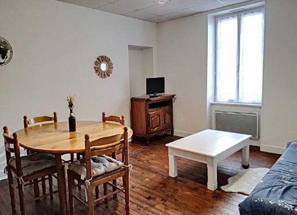 Maison à vendre    9 pièces •  Montluçon