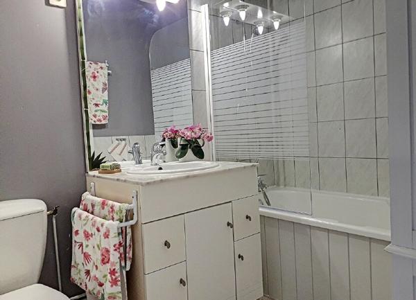 Maison à vendre    9 pièces •  Montluçon