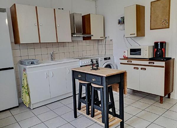 Maison à vendre    9 pièces •  Montluçon