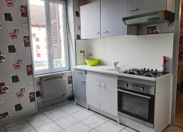 Maison à vendre    9 pièces •  Montluçon