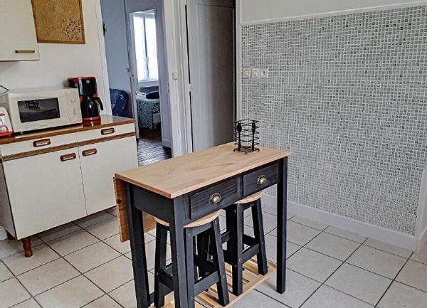 Maison à vendre    9 pièces •  Montluçon