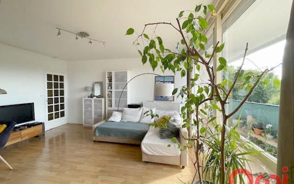 Appartement à vendre    4 pièces • 75,89 m2 Ballainvilliers