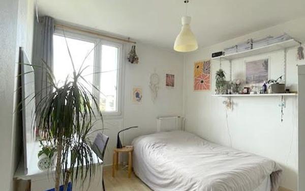 Appartement à vendre    4 pièces • 75,89 m2 Ballainvilliers