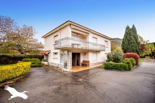 Maison à vendre |  Foix |  9 pièces | 201 m²