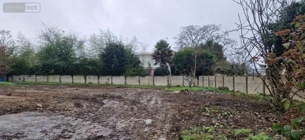 Terrain à Batir à vendre à Pontivy dans le Morbihan (56300), ref : 56062-2277