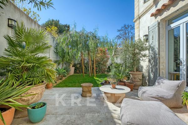 MAISON DE CHARME QUARTIER PRISÉ D'AVIGNON CENTRE VILLE