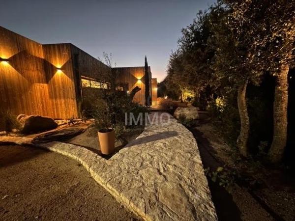 Vente / Maison contemporaine à Bonifacio (20169)