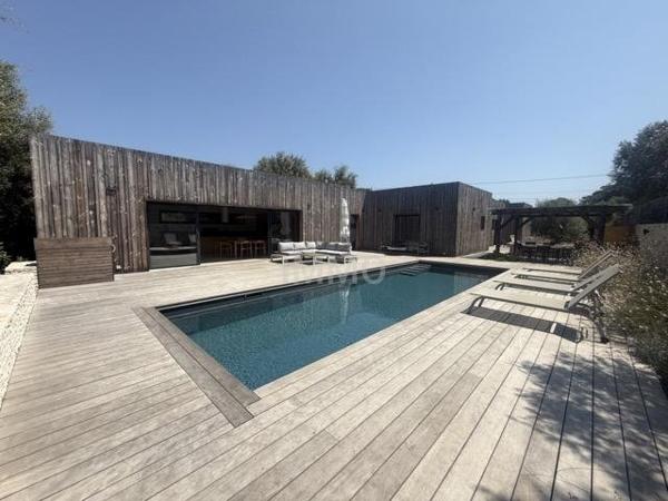 Vente / Maison contemporaine à Bonifacio (20169)