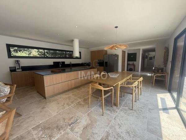 Vente / Maison contemporaine à Bonifacio (20169)