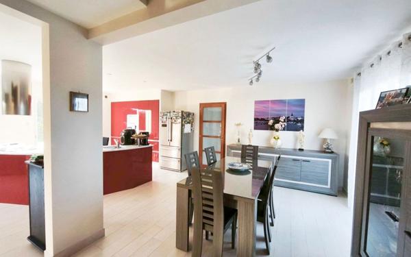 Maison à vendre    6 pièces •  Chauché