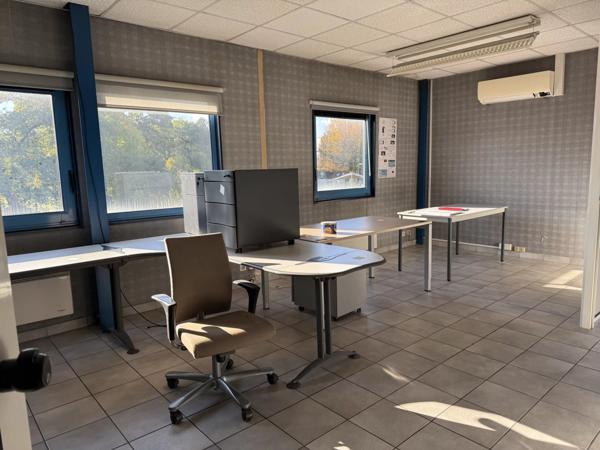 Location Local commercial 4 pièces 83 m2 à Rodez