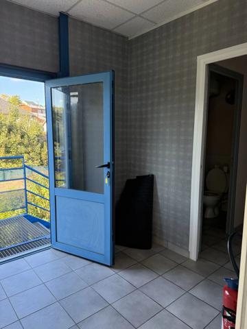 Location Local commercial 4 pièces 83 m2 à Rodez