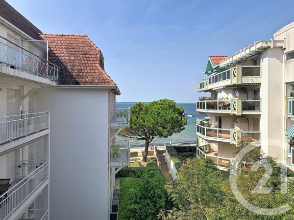 Appartement T3 à vendre  3 pièces - 72,96 m 2   ARCACHON  - 33