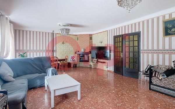 Maison à vendre    5 pièces •  Bompas