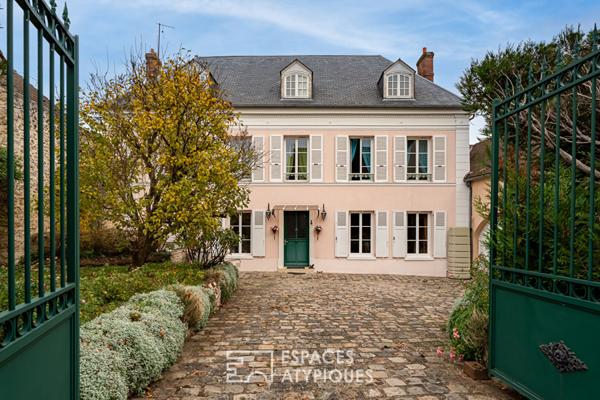 Demeure de caractère de 1740 coeur historique de Plaisir