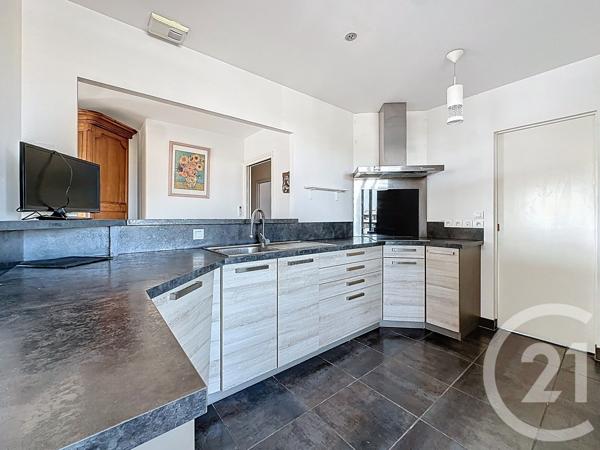 Appartement T3 à vendre  4 pièces - 120,95 m 2   LA TESTE DE BUCH  - 33