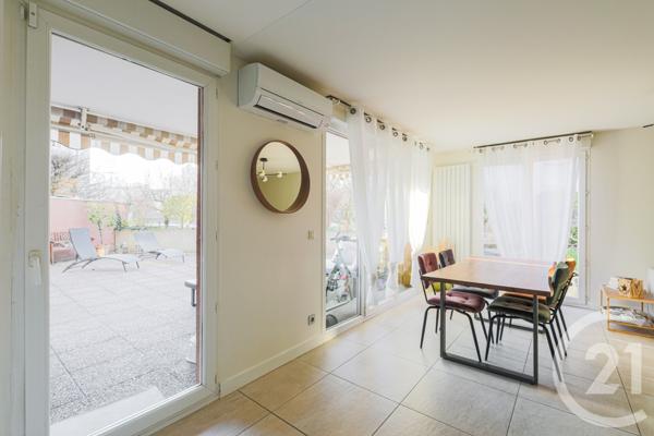 Appartement T5 à vendre  5 pièces - 108 m2 ECHIROLLES - 38