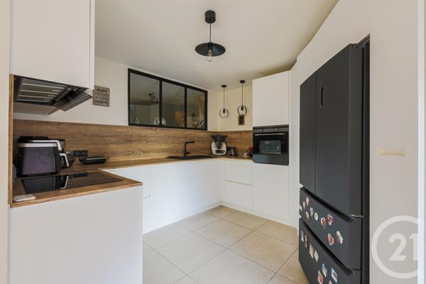 Appartement T5 à vendre  5 pièces - 108 m2 ECHIROLLES - 38