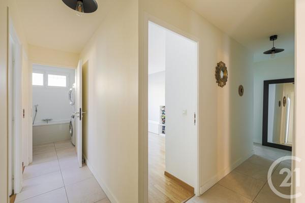 Appartement T5 à vendre  5 pièces - 108 m2 ECHIROLLES - 38