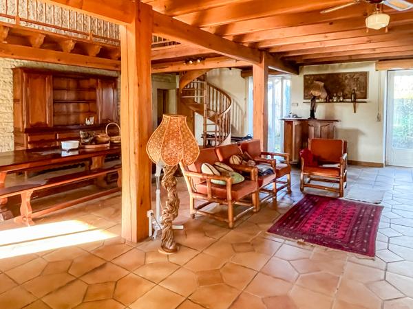 Maison à vendre à Ruffec (16700) - Charente
