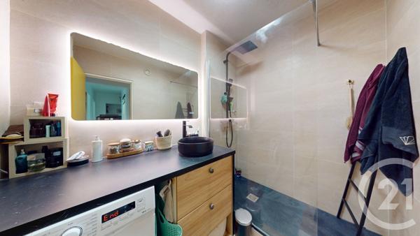 Appartement F2 à vendre  2 pièces - 41,27 m 2   BAYONNE  - 64