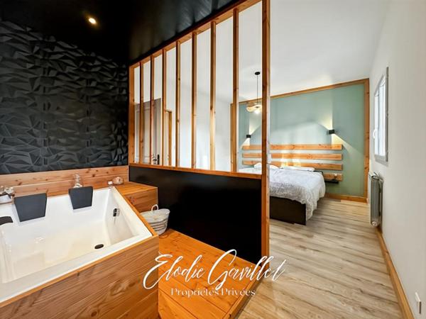 Maison Villemoustaussou 5 pièce(s) 132 m2