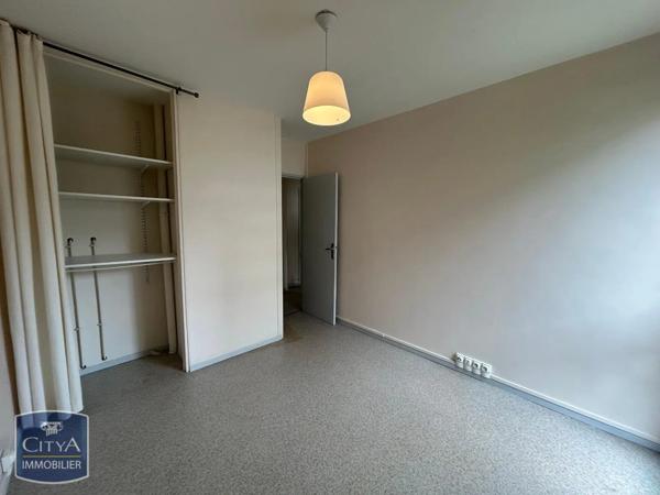 Appartement à louer 3 pièces 56.2m² Saint-Quentin (02100)