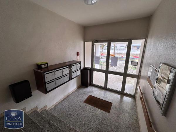Appartement à louer 3 pièces 56.2m² Saint-Quentin (02100)